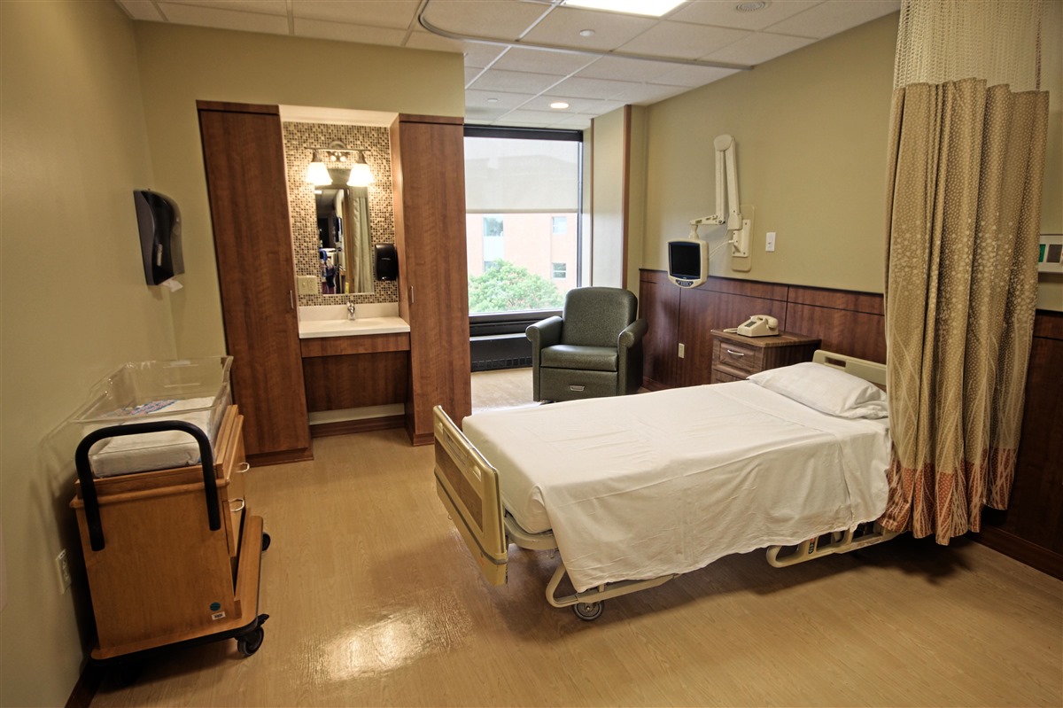 Maternity Tour Saint Peter's HealthCare System